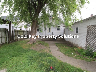 Adorable 2 BR 1 BA House with Garage and Central Air (SECTION 8 APPROVED)