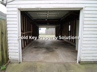 Adorable 2 BR 1 BA House with Garage and Central Air (SECTION 8 APPROVED)
