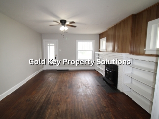 Adorable 2 BR 1 BA House with Garage and Central Air (SECTION 8 APPROVED)