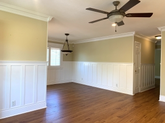 Fully Renovated 2 Bedroom Upstairs Unit with A/C