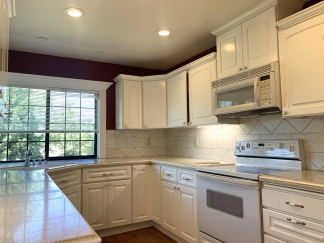 Fully Renovated 2 Bedroom Upstairs Unit with A/C