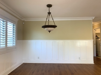 Fully Renovated 2 Bedroom Upstairs Unit with A/C