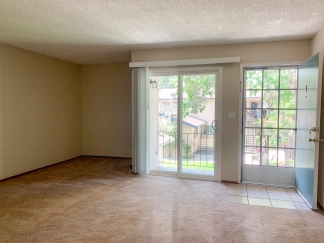 Downtown Campbell 2 Bedroom Next to Community Center