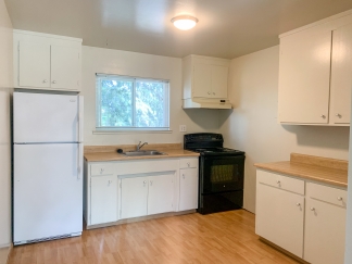 Downtown Campbell 2 Bedroom Next to Community Center