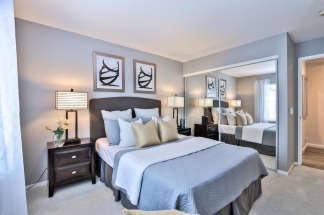 Stunning Remodeled Top-Level Condo in Crescendo at River Oaks!!!