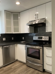 Stunning Remodeled Top-Level Condo in Crescendo at River Oaks!!!