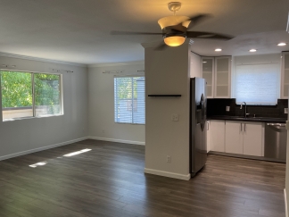Stunning Remodeled Top-Level Condo in Crescendo at River Oaks!!!