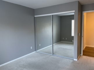 Stunning Remodeled Top-Level Condo in Crescendo at River Oaks!!!
