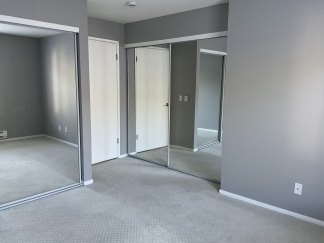 Stunning Remodeled Top-Level Condo in Crescendo at River Oaks!!!