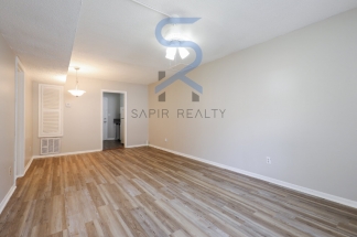3300 College St Unit 17 - Cozy Up This Fall With Our Latest Offers! Move in before September 15th and choose your reward: a $250 Amazon Gift Card or a 55 Smart TV!