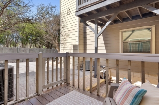 6700 Cooper Ln, Apt 30 - R25 - Pink Team