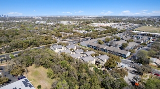6700 Cooper Ln, Apt 30 - R25 - Pink Team