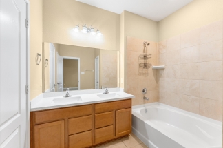 12055 Main Oak Street