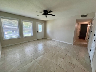 3 Bedroom, 1.5 Bathroom Home in Barling Available for Rent!