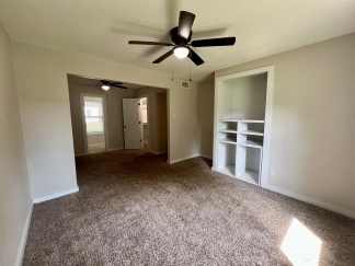 3 Bedroom, 1.5 Bathroom Home in Barling Available for Rent!