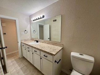 3 Bedroom, 1.5 Bathroom Home in Barling Available for Rent!