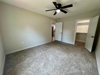 3 Bedroom, 1.5 Bathroom Home in Barling Available for Rent!