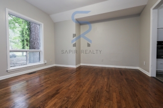 3000 Collier Dr - Cozy Up This Fall With Our Latest Offers! Move in before September 15th and choose your reward: a $250 Amazon Gift Card or a 55 Smart TV!