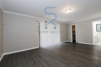 3000 Collier Dr - Cozy Up This Fall With Our Latest Offers! Move in before September 15th and choose your reward: a $250 Amazon Gift Card or a 55 Smart TV!