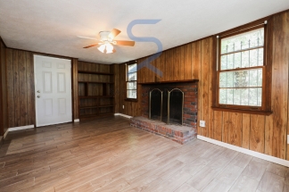 4259 Lamar St - Cozy Up This Fall With Our Latest Offers! Move in before September 15th and choose your reward: a $250 Amazon Gift Card or a 55 Smart TV!