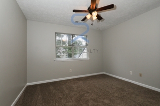 5923 Dogwood Manor - Cozy Up This Fall With Our Latest Offers! Move in before September 15th and choose your reward: a $250 Amazon Gift Card or a 55 Smart TV!