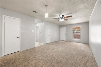 Central Arlington Duplex in Private Heavily Treed Cul-D-Sac