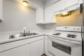Central Arlington Duplex in Private Heavily Treed Cul-D-Sac