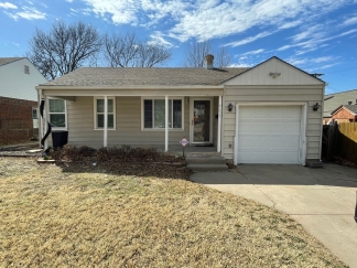 3 Bedroom, 1 Bath with Fenced yard and Garage