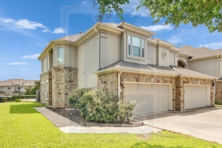 1101 E Parmer Ln, Apt 115 - R15 - HW+ - Pink Team