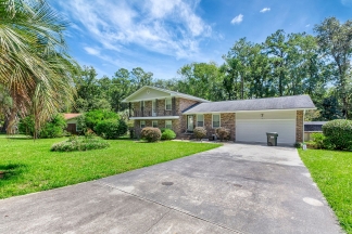 Charming Summerville Home in Quail Arbor