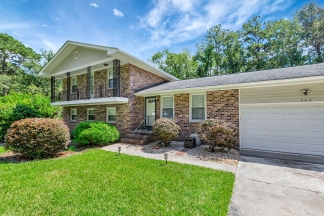 Charming Summerville Home in Quail Arbor
