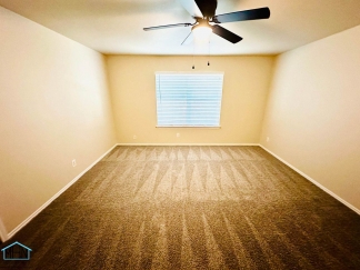 Big & Beautiful 5 bed/3.5 bath 2 Story home that's conveniently located to Randolph AFB
