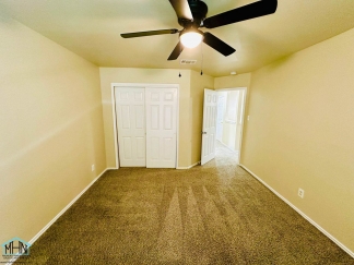 Big & Beautiful 5 bed/3.5 bath 2 Story home that's conveniently located to Randolph AFB