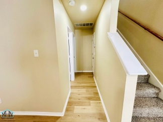 Big & Beautiful 5 bed/3.5 bath 2 Story home that's conveniently located to Randolph AFB