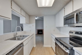 706 West Lynn Street - R15 - Orange Team