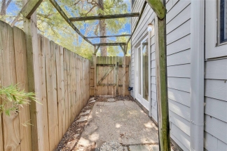 706 West Lynn Street - R15 - Orange Team
