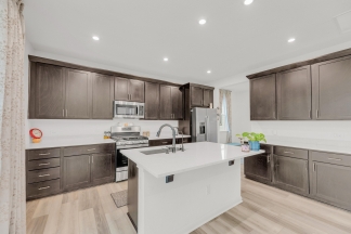 20807 Phebe Foster St - BW+ - Pink Team