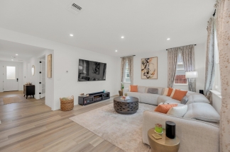 20807 Phebe Foster St - BW+ - Pink Team