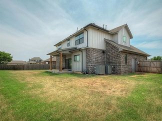 ***MOVE IN SPECIAL $500 OFF 1ST FULL MONTH'S RENT ~ IF LEASE SIGNED BY OCTOBER*** Don’t miss this beautiful home! Nestled on a quiet cul-de-sac!