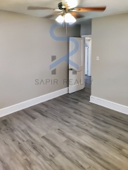 2675 Bonnie Ave - Cozy Up This Fall With Our Latest Offers! Move in before September 15th and choose your reward: a $250 Amazon Gift Card or a 55 Smart TV!