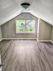 2675 Bonnie Ave - Cozy Up This Fall With Our Latest Offers! Move in before September 15th and choose your reward: a $250 Amazon Gift Card or a 55 Smart TV!