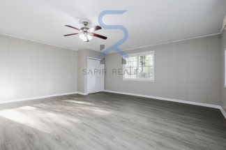43 Country Square Way - Cozy Up This Fall With Our Latest Offers! Move in before September 15th and choose your reward: a $250 Amazon Gift Card or a 55 Smart TV!