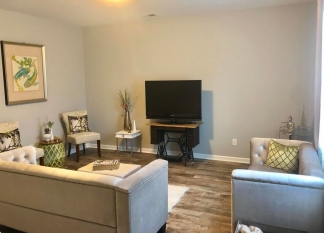 3 Bedroom Townhome with Great Updates!