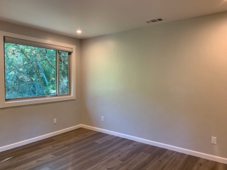 Tranquil Creek Side 1 Bedroom Single Family Home!