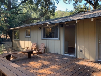 Tranquil Creek Side 1 Bedroom Single Family Home!