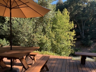Tranquil Creek Side 1 Bedroom Single Family Home!