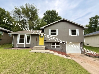 Charming 3 Bed Home with Modern Updates in Grandview