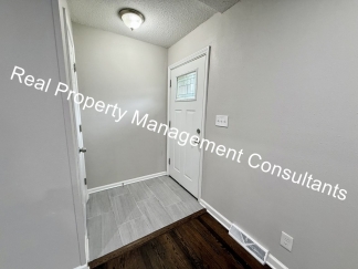 Charming 3 Bed Home with Modern Updates in Grandview