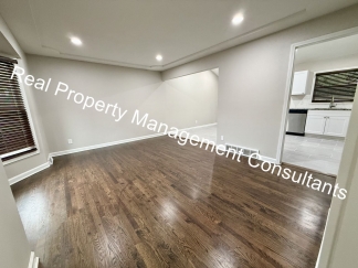Charming 3 Bed Home with Modern Updates in Grandview