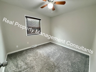 Charming 3 Bed Home with Modern Updates in Grandview
